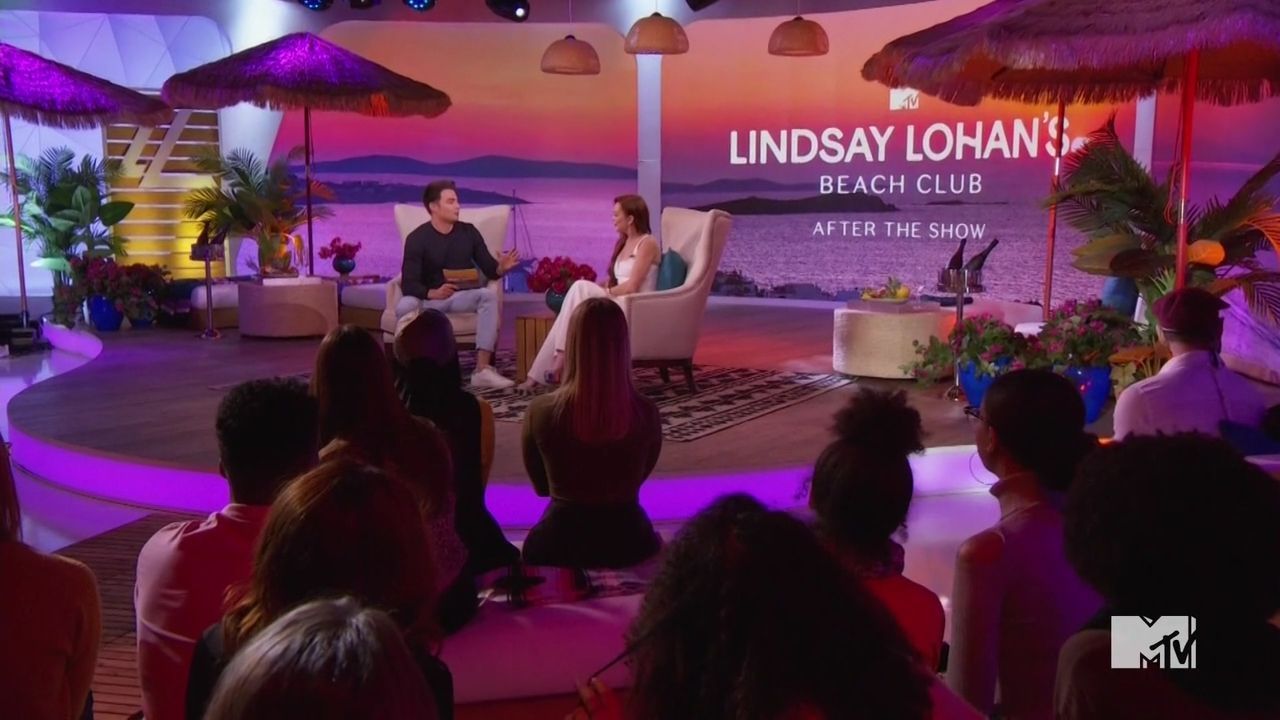 LohanBeachClubAftershow-S01E01_085.jpg