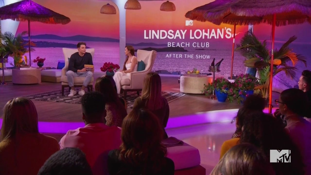 LohanBeachClubAftershow-S01E01_318.jpg