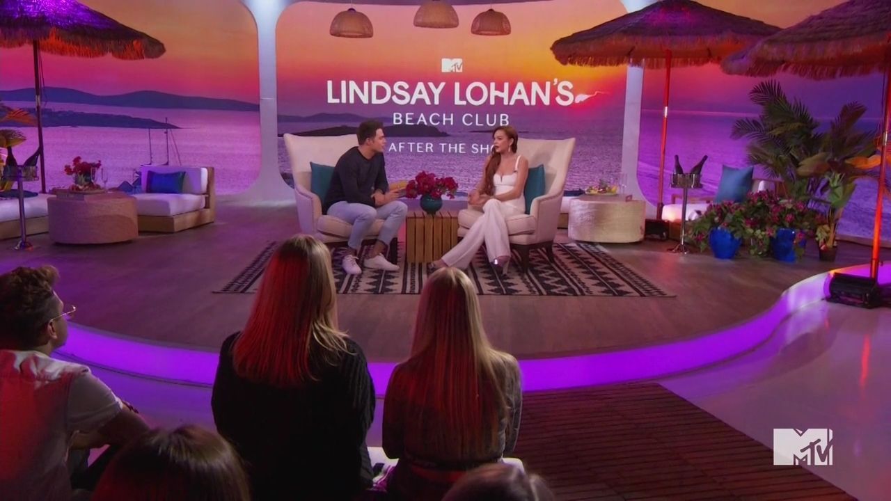 LohanBeachClubAftershow-S01E01_465.jpg