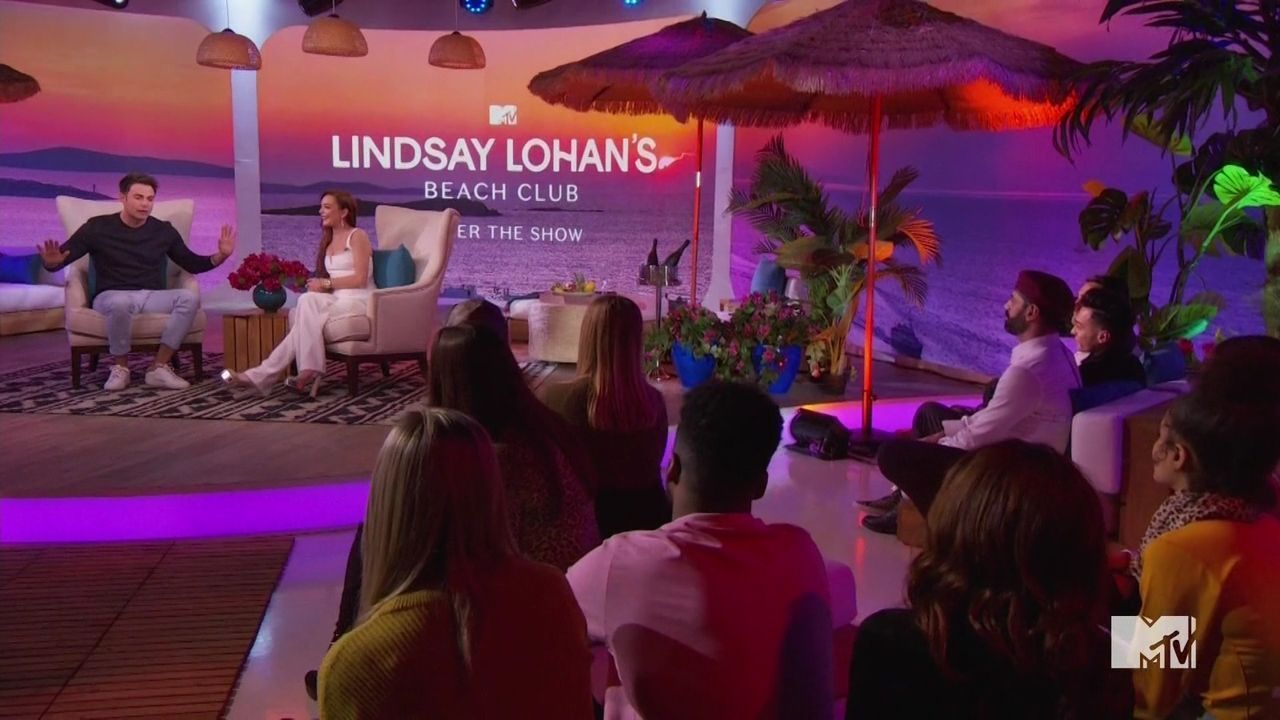 LohanBeachClubAftershow-S01E01_521.jpg