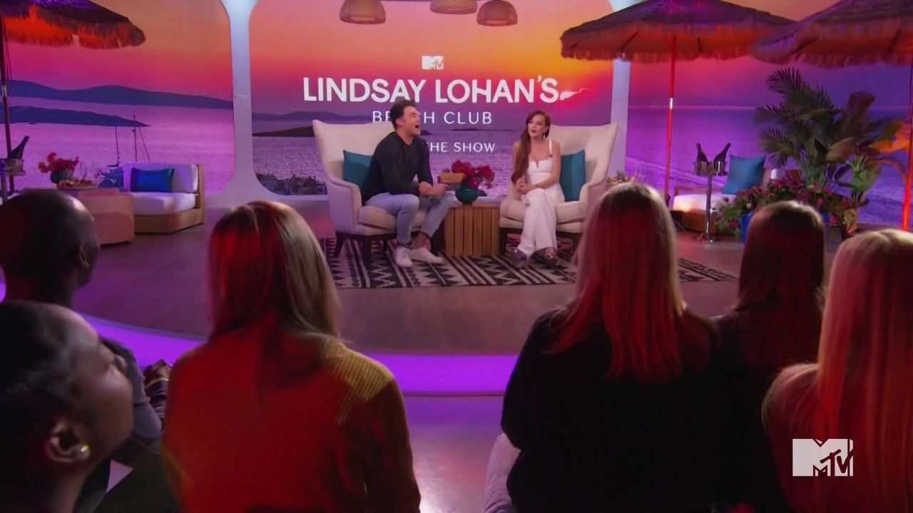 LohanBeachClubAftershow-S01E01_569.jpg