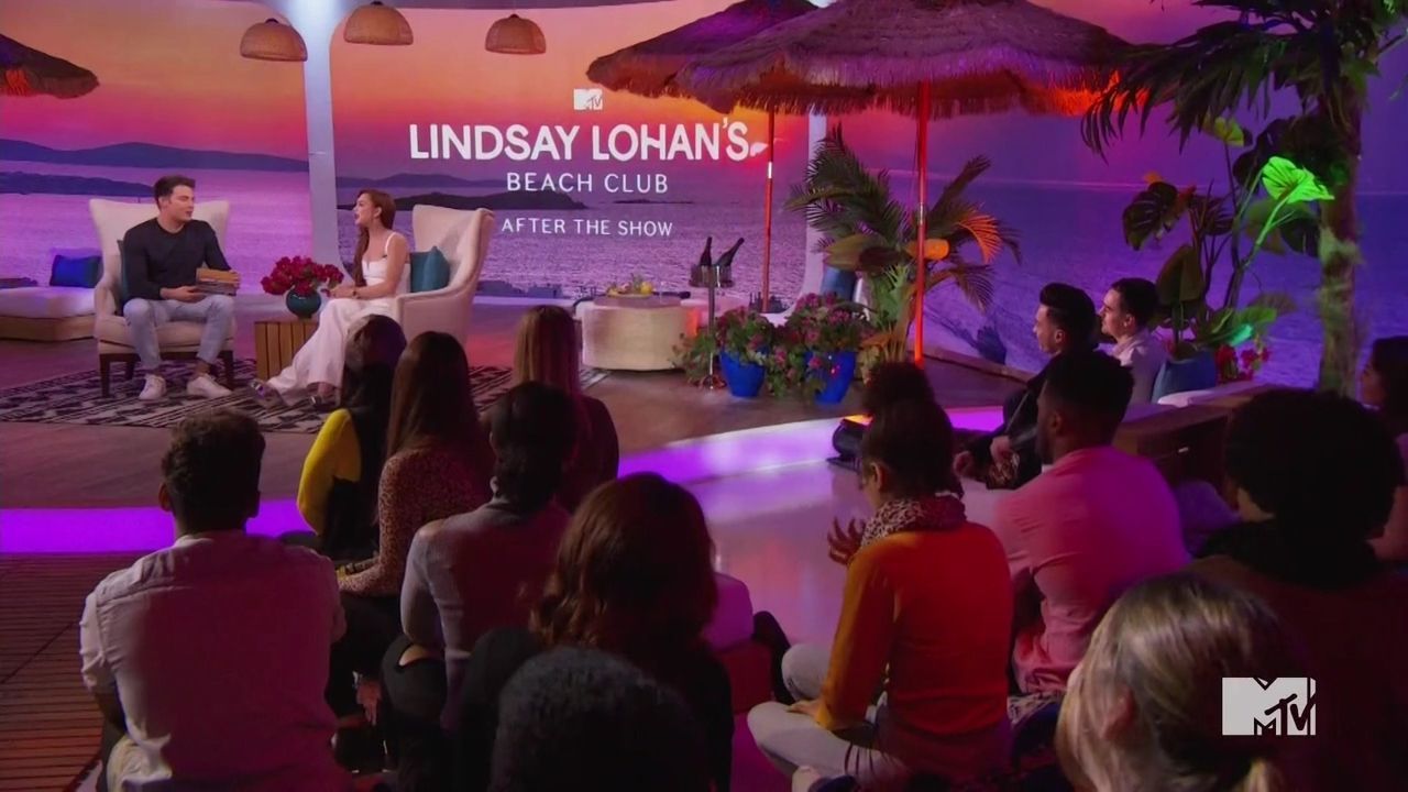 LohanBeachClubAftershow-S01E01_587.jpg