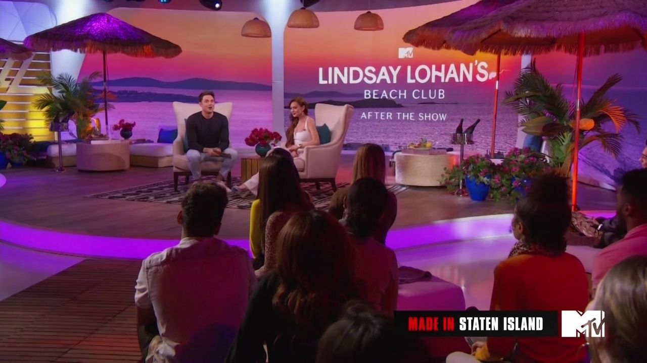 LohanBeachClubAftershow-S01E01_660.jpg