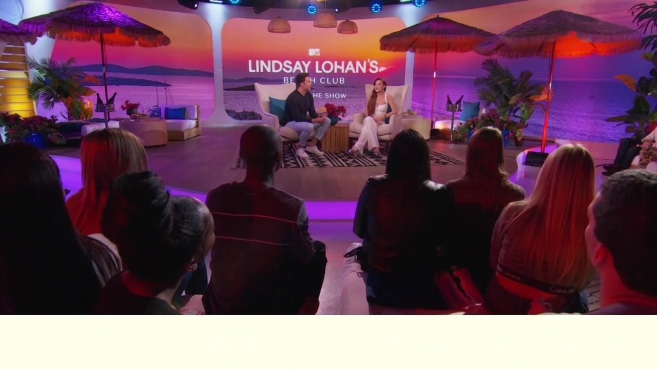 LohanBeachClubAftershow-S01E01_672.jpg