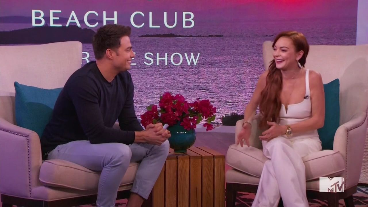 LohanBeachClubAftershow-S01E01_719.jpg