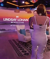 LohanBeachClubAftershow-S01E01_007.jpg