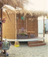 LohanBeachClubS01E03_141.jpg