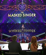 TheMaskedSingerAU-S01E01-044.jpg