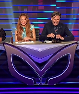 TheMaskedSingerAU-S01E01-098.jpg