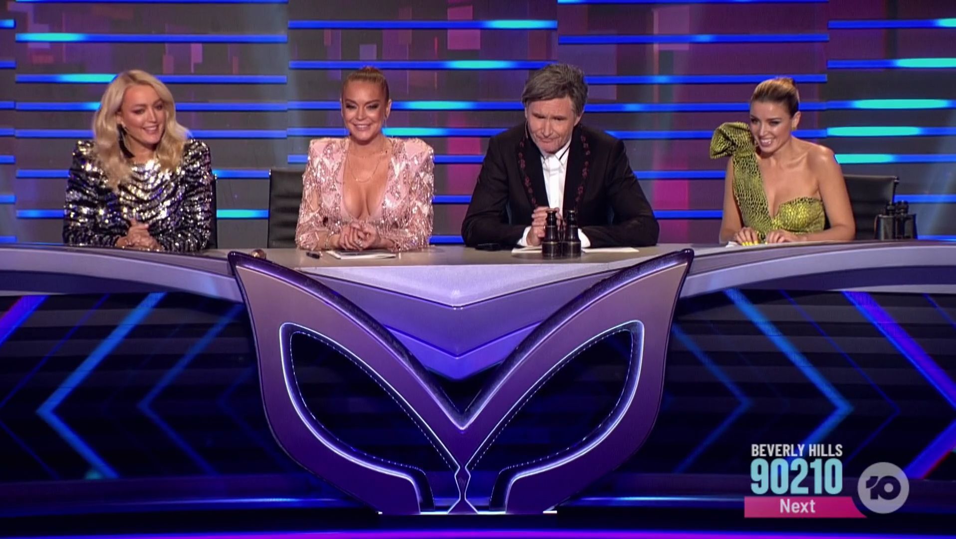 TheMaskedSingerAU-S01E02-317.jpg