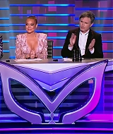 TheMaskedSingerAU-S01E02-016.jpg