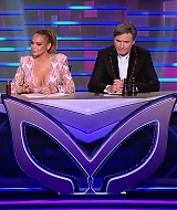 TheMaskedSingerAU-S01E02-073.jpg