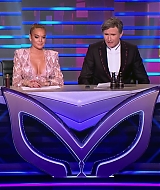 TheMaskedSingerAU-S01E02-075.jpg