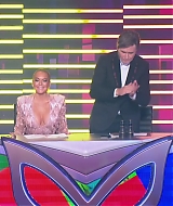 TheMaskedSingerAU-S01E02-112.jpg