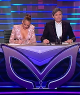 TheMaskedSingerAU-S01E02-116.jpg