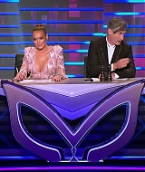 TheMaskedSingerAU-S01E02-153.jpg