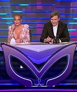 TheMaskedSingerAU-S01E02-162.jpg