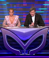 TheMaskedSingerAU-S01E02-188.jpg