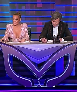 TheMaskedSingerAU-S01E02-205.jpg