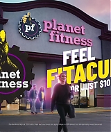 PlanetFitness_WhatsGottenIntoLindsay-400.jpg