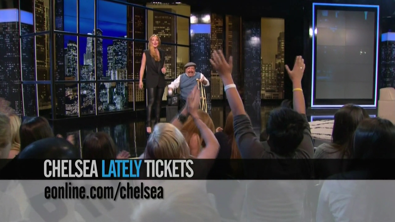 ChelseaLately_643.jpg