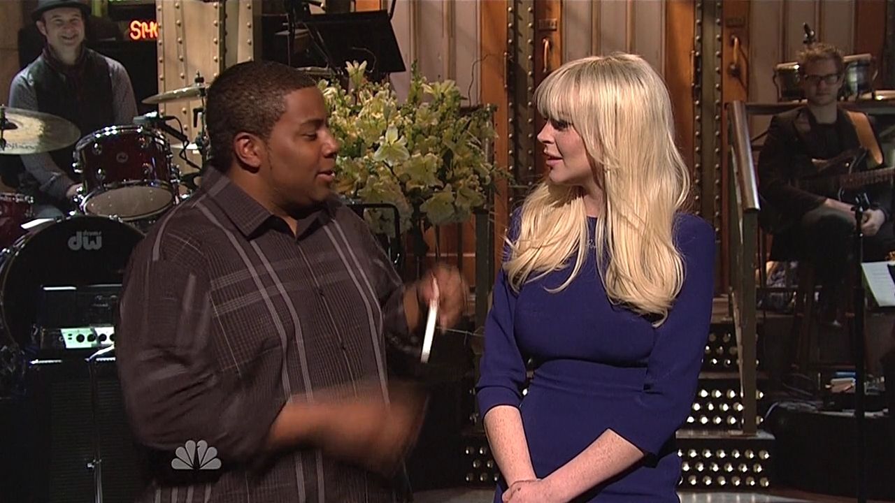 SNL-S37E16-050.jpg