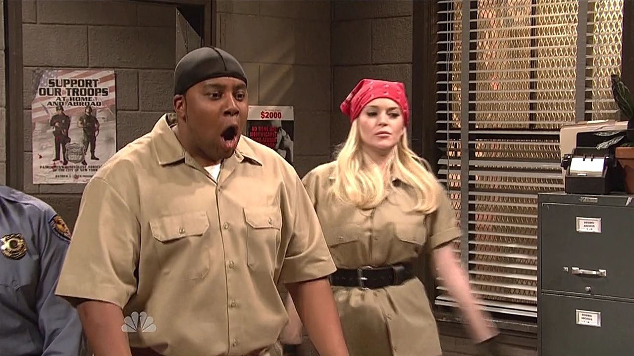 SNL-S37E16-245.jpg