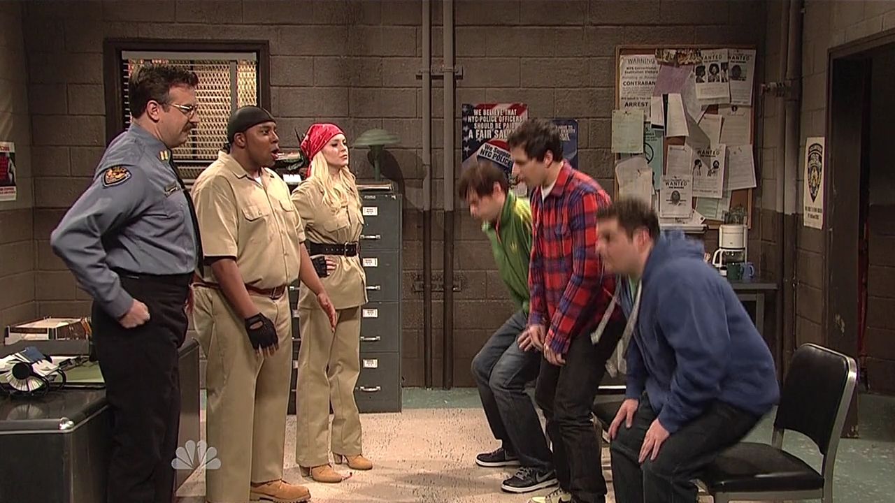 SNL-S37E16-247.jpg