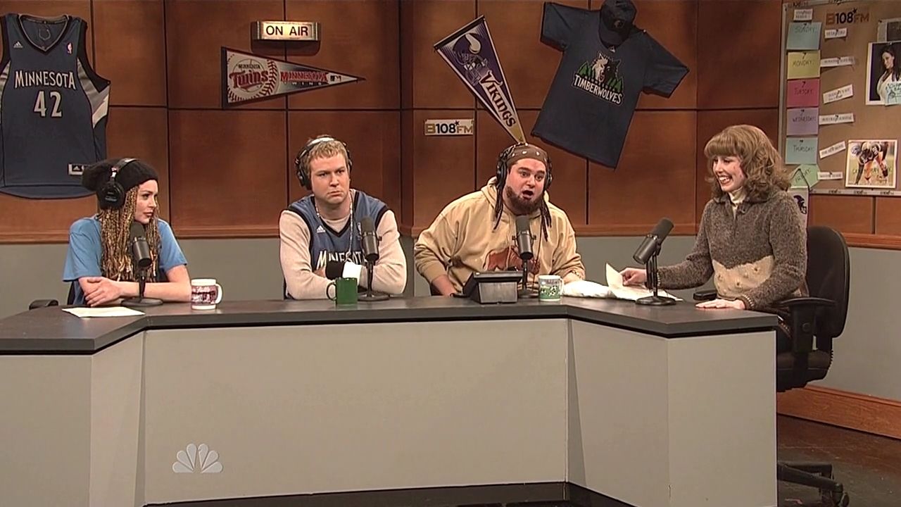 SNL-S37E16-602.jpg