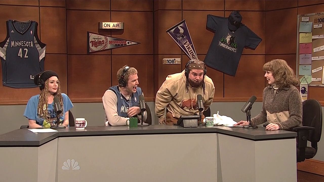 SNL-S37E16-647.jpg