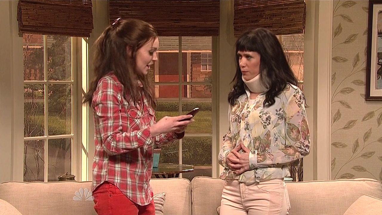 SNL-S37E16-813.jpg