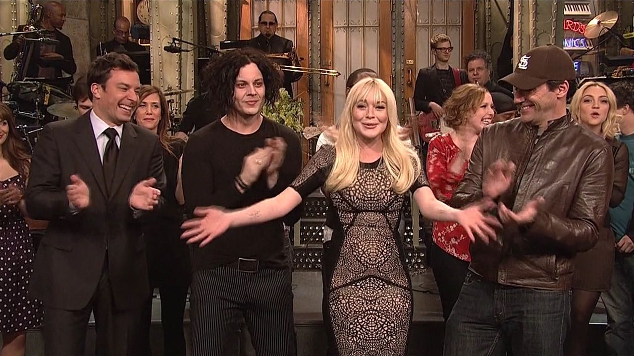 SNL-S37E16-904.jpg