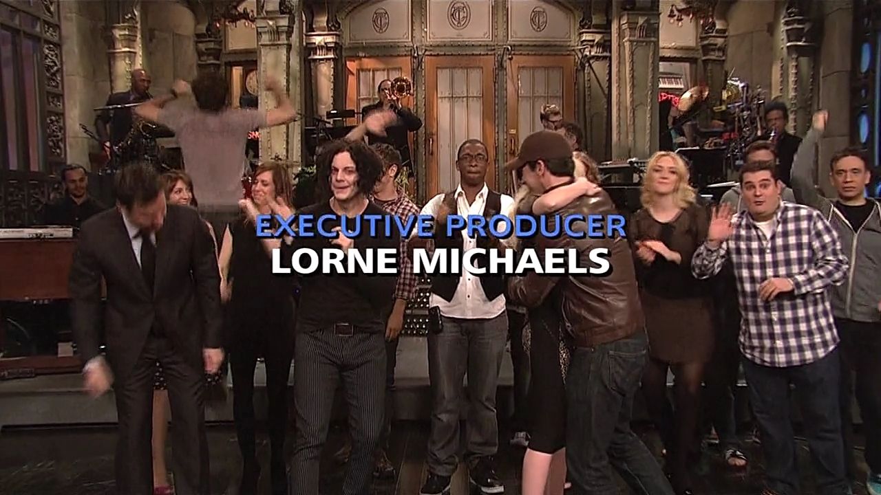 SNL-S37E16-909.jpg