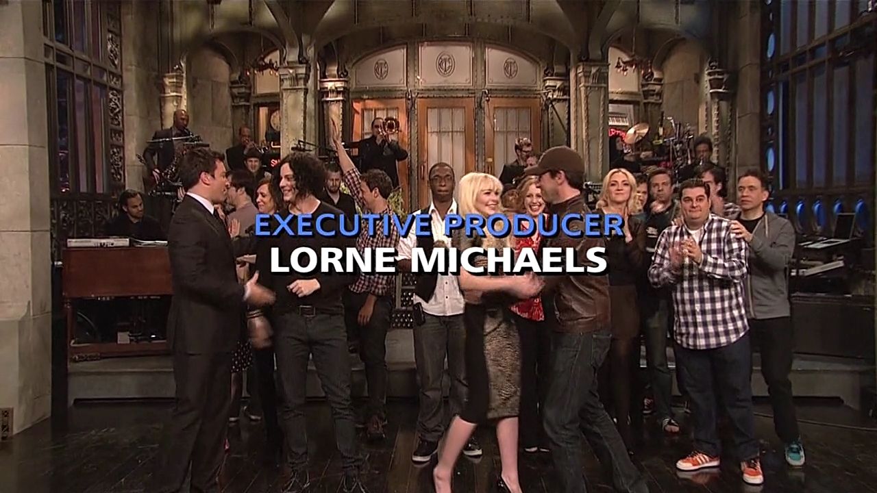 SNL-S37E16-910.jpg