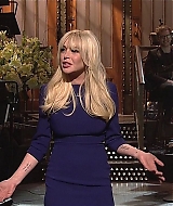 SNL-S37E16-040.jpg