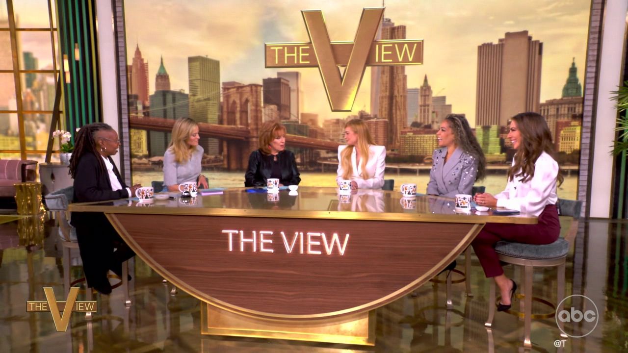 11-26-24-TheView-103.jpg