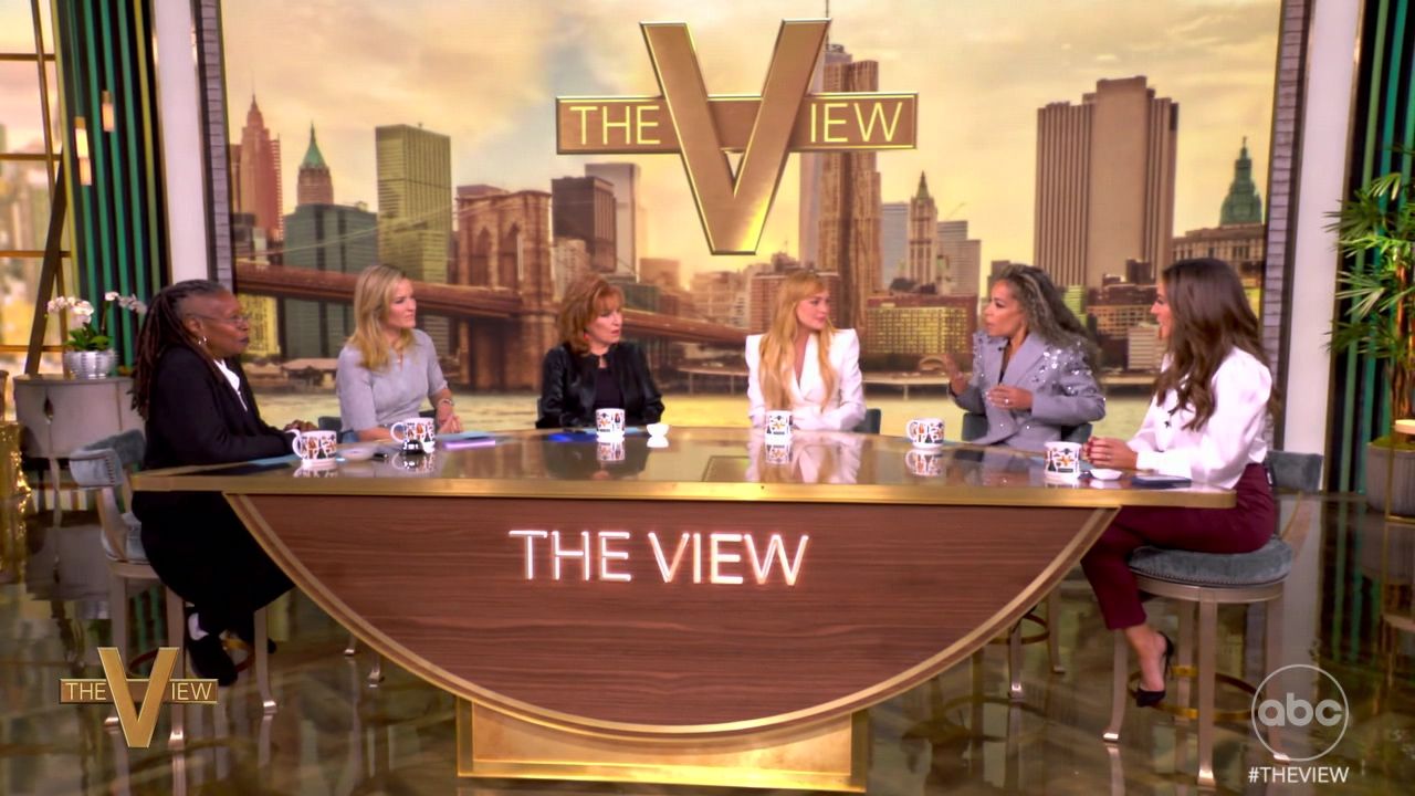 11-26-24-TheView-166.jpg