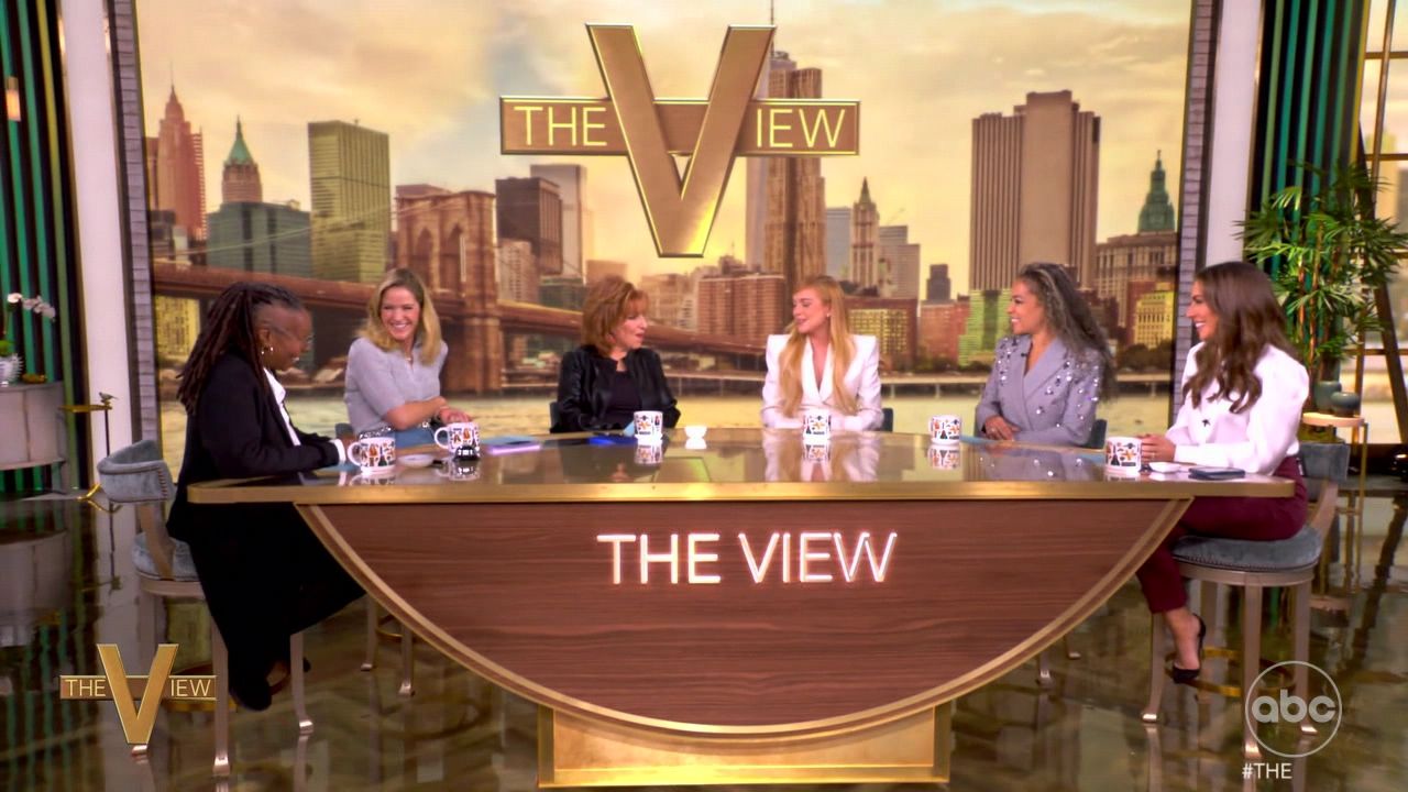 11-26-24-TheView-390.jpg