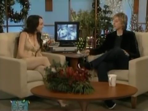 2005-EllenDeGeneresShow-165.jpg